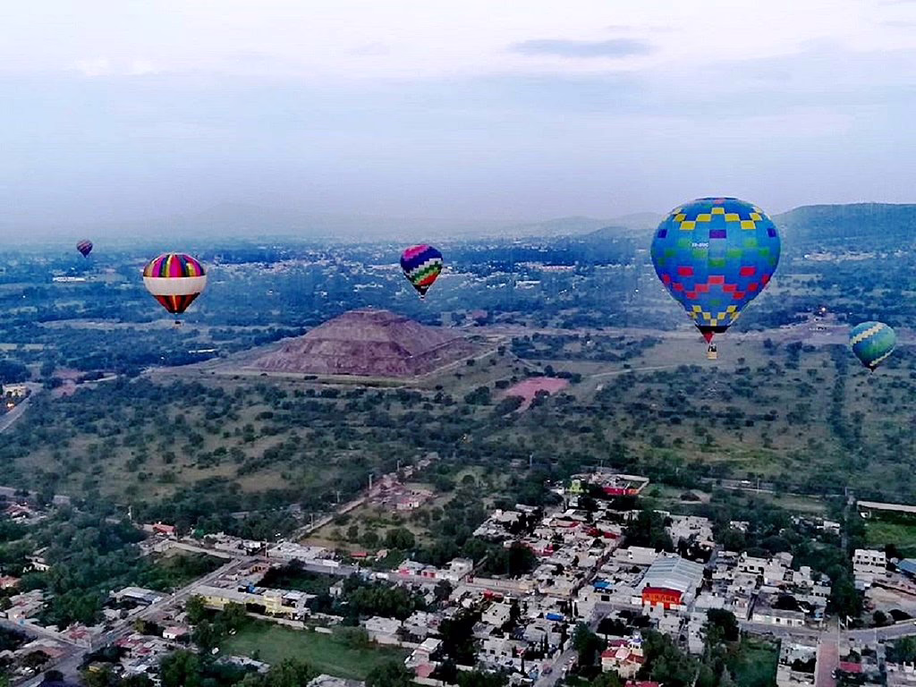 teotihuacan view
