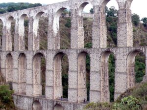 Hidalgo tour (Aqueduct)