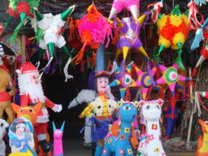 Tour Teotihuacan (Piñata)