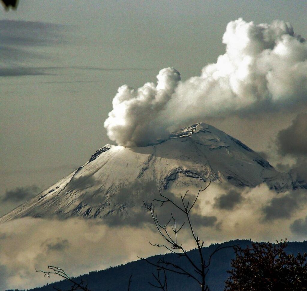 hike popocatepetl