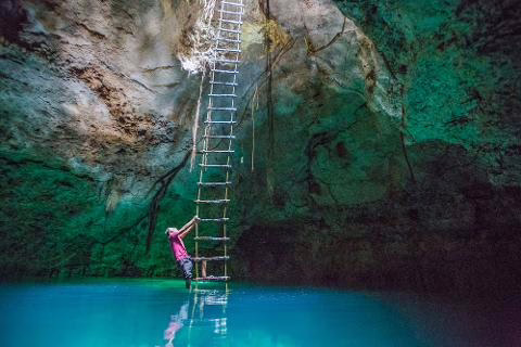 Mayan Tour (Cenote)