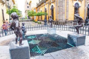 Guadalajara Tour (Miones' Fountain)