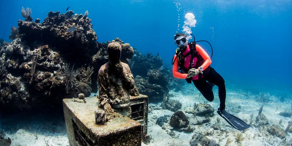 Isla Mujeres Underwater Museum: Exploring an Incredible Art Gallery