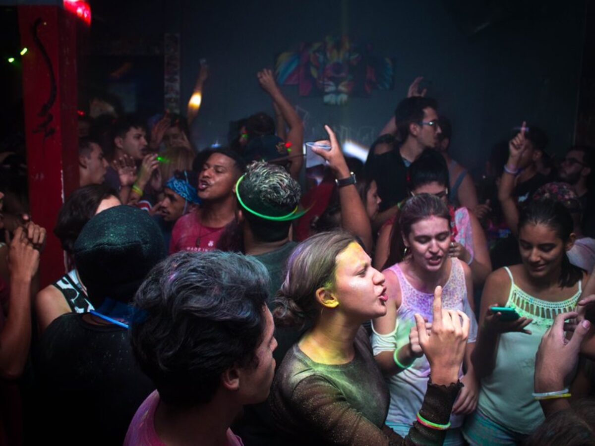 Gay Bars Mexico City: Nightlife at the End of the Rainbow