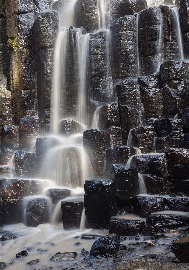 Cascading over hexagonal basalt
