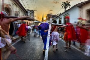 Group reenacting the Via Crucis